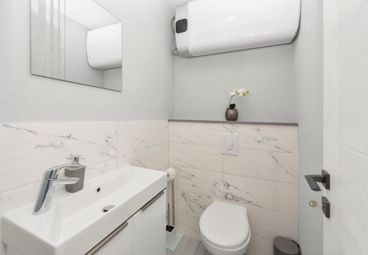 App Anna Apartman Makarska Kültér fotó